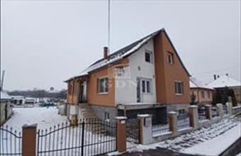 Eladó Veszprémi családi ház hirdetés (72675473)