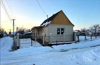 Eladó Jászjákóhalmai családi ház hirdetés (79925831)