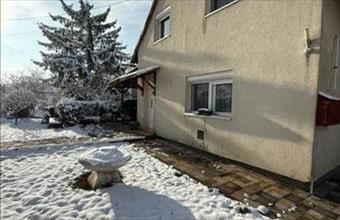 Eladó Pécsi családi ház hirdetés (83942451)