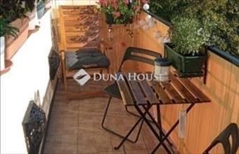 Eladó Budapest XXII. kerületi csúsztatott zsalus lakás hirdetés (92728872)