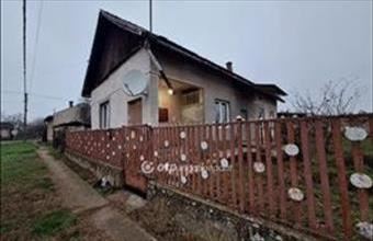 Eladó Biharnagybajomi családi ház hirdetés (55374327)
