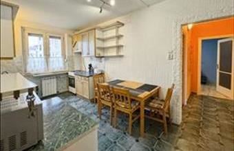 Eladó Kecskeméti csúsztatott zsalus lakás hirdetés (54353344)