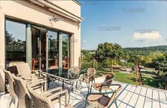 Eladó Budapest III. kerületi családi ház hirdetés (76433367)