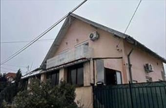 Eladó Gödöllői családi ház hirdetés (16783221)