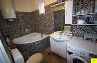 Eladó Zsirai családi ház hirdetés (35973326)