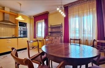 Eladó Kecskeméti tégla lakás hirdetés (92355292)