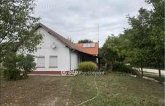 Eladó Cserkeszőlői hétvégi ház hirdetés (57947247)