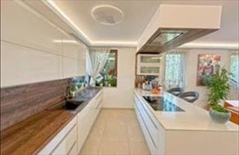 Eladó Szentendrei családi ház hirdetés (31744456)