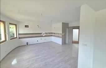 Eladó Hernádi ikerház hirdetés (92336899)