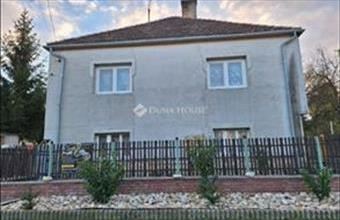 Eladó Győrújbaráti családi ház hirdetés (31953389)