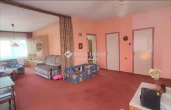 Eladó Kisbéri családi ház hirdetés (83343825)