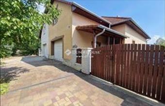 Eladó Bajai családi ház hirdetés (26542363)