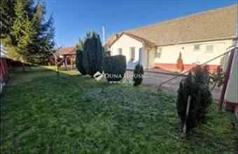 Eladó Kalocsai családi ház hirdetés (85385223)