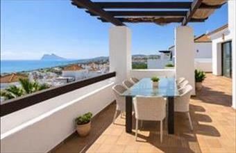 Eladó Spanyolországi tégla lakás hirdetés (42748477)