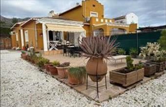 Eladó Spanyolországi sorház hirdetés (49397381)