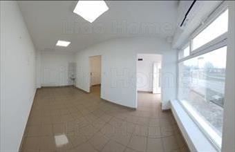 Kiadó Ságvári üzlethelyiség üzletházban hirdetés (87343843)