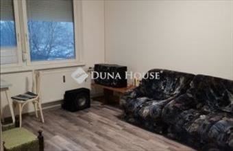 Eladó Veszprémi panel lakás hirdetés (84934532)