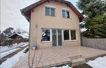 Eladó Budapest III. kerületi családi ház hirdetés (46528727)