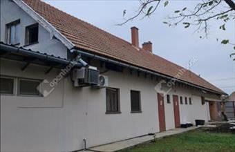 Eladó Makói egyéb ipari ingatlan hirdetés (99837946)