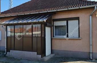 Eladó Mórahalomi családi ház hirdetés (63335243)