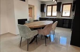 Kiadó Tatai családi ház hirdetés (85721326)