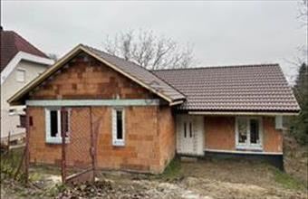 Eladó Verőcei családi ház hirdetés (34444577)