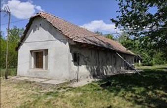 Eladó Felsőlajosi tanya hirdetés (28644453)