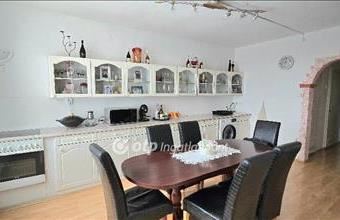 Eladó Debreceni panel lakás hirdetés (37774594)