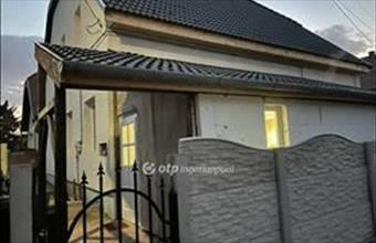 Eladó Szigethalomi családi ház hirdetés (28643494)