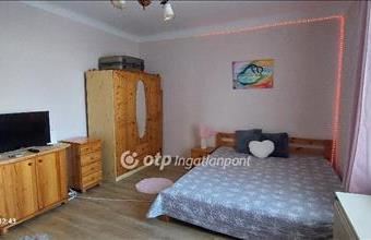 Eladó Budapest XIII. kerületi tégla lakás hirdetés (22571677)