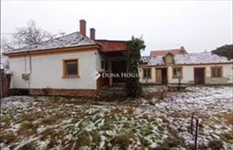 Eladó Fertőszéplaki családi ház hirdetés (91943159)