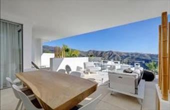 Eladó Spanyolországi tégla lakás hirdetés (83245429)