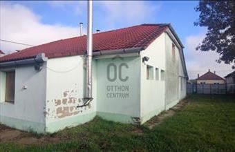 Eladó Mélykúti családi ház hirdetés (45774649)