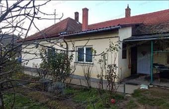 Eladó Balatonendrédi családi ház hirdetés (99894274)