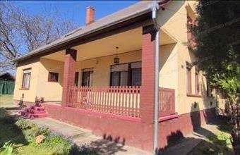 Eladó Siófoki családi ház hirdetés (68678295)