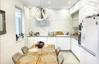 Eladó Kecskeméti családi ház hirdetés (92712446)