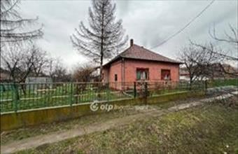 Eladó Komádi családi ház hirdetés (29795338)