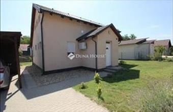 Eladó Kecskeméti családi ház hirdetés (44348439)