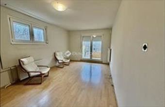 Eladó Budapest III. kerületi panel lakás hirdetés (46815337)