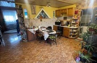 Eladó Apagyi családi ház hirdetés (75743646)