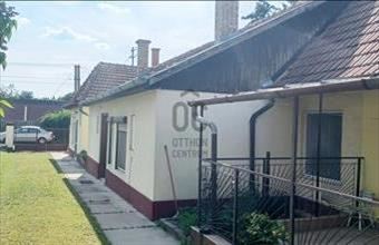 Eladó Péceli házrész hirdetés (32967495)