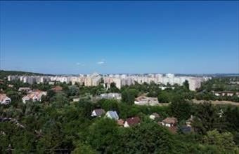 Eladó Budapest III. kerületi családi ház hirdetés (22383273)