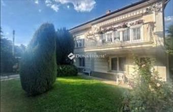 Eladó Budapest X. kerületi családi ház hirdetés (22393432)
