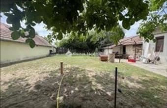 Eladó Kisteleki családi ház hirdetés (33742325)