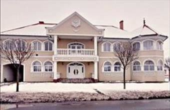 Eladó Szarvasi családi ház hirdetés (63464249)