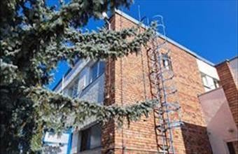 Kiadó Budapest XV. kerületi iroda irodaházban hirdetés (98735257)