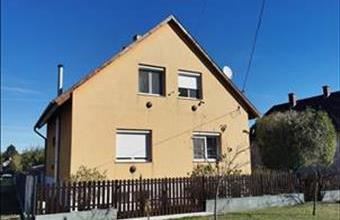 Eladó Ráckeresztúri családi ház hirdetés (48387859)
