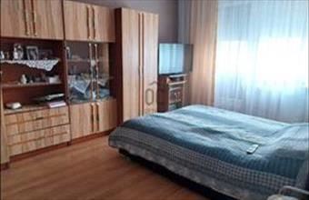 Eladó Szekszárdi panel lakás hirdetés (52433736)