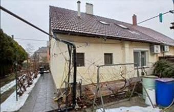 Eladó Győri családi ház hirdetés (77991972)