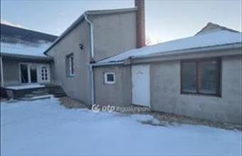 Eladó Pápai családi ház hirdetés (73297734)